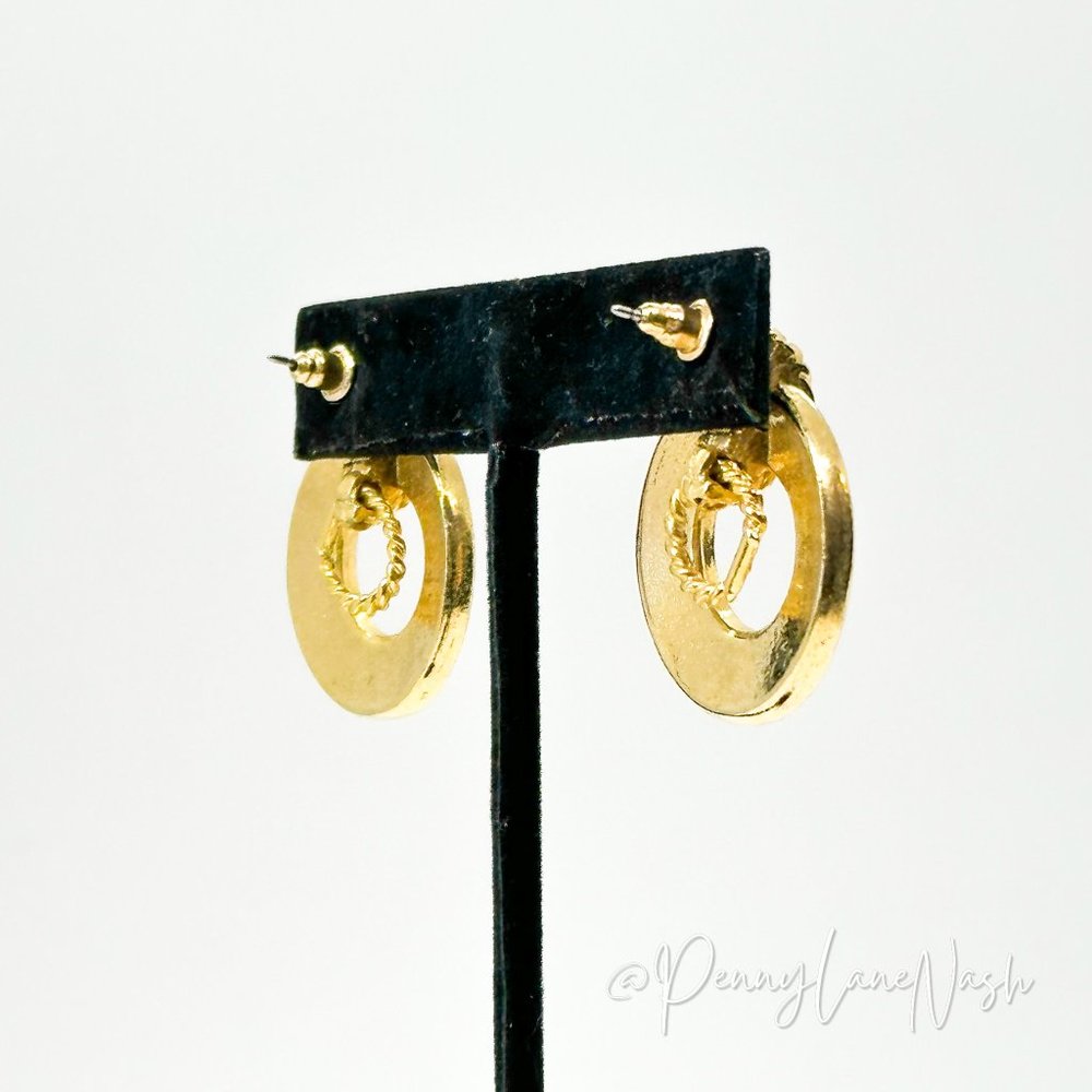 Vintage Golden Star in Red Bulls Eye Earrings - Picture 4 of 9